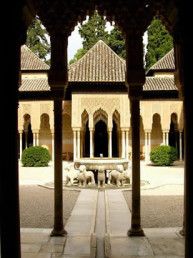 Granada. La Alhambra, Patio de los Leones