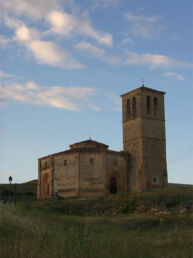 Romanesque church of Vera Cruz